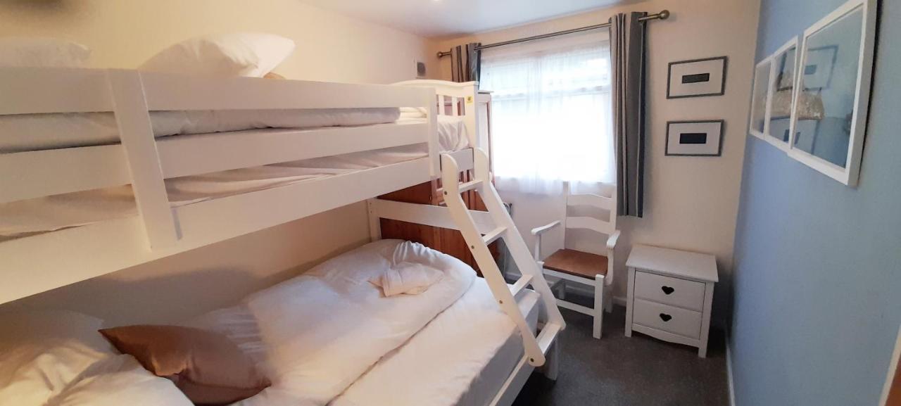 Sheena'S Dartmouth Chalets Ngoại thất bức ảnh
