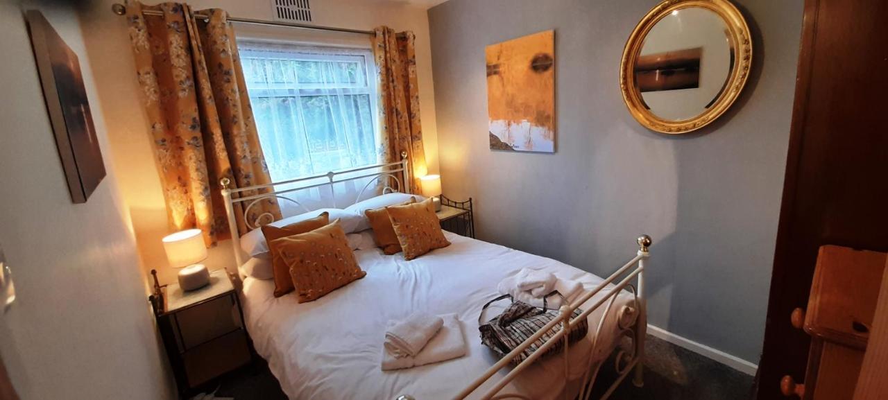 Sheena'S Dartmouth Chalets Ngoại thất bức ảnh