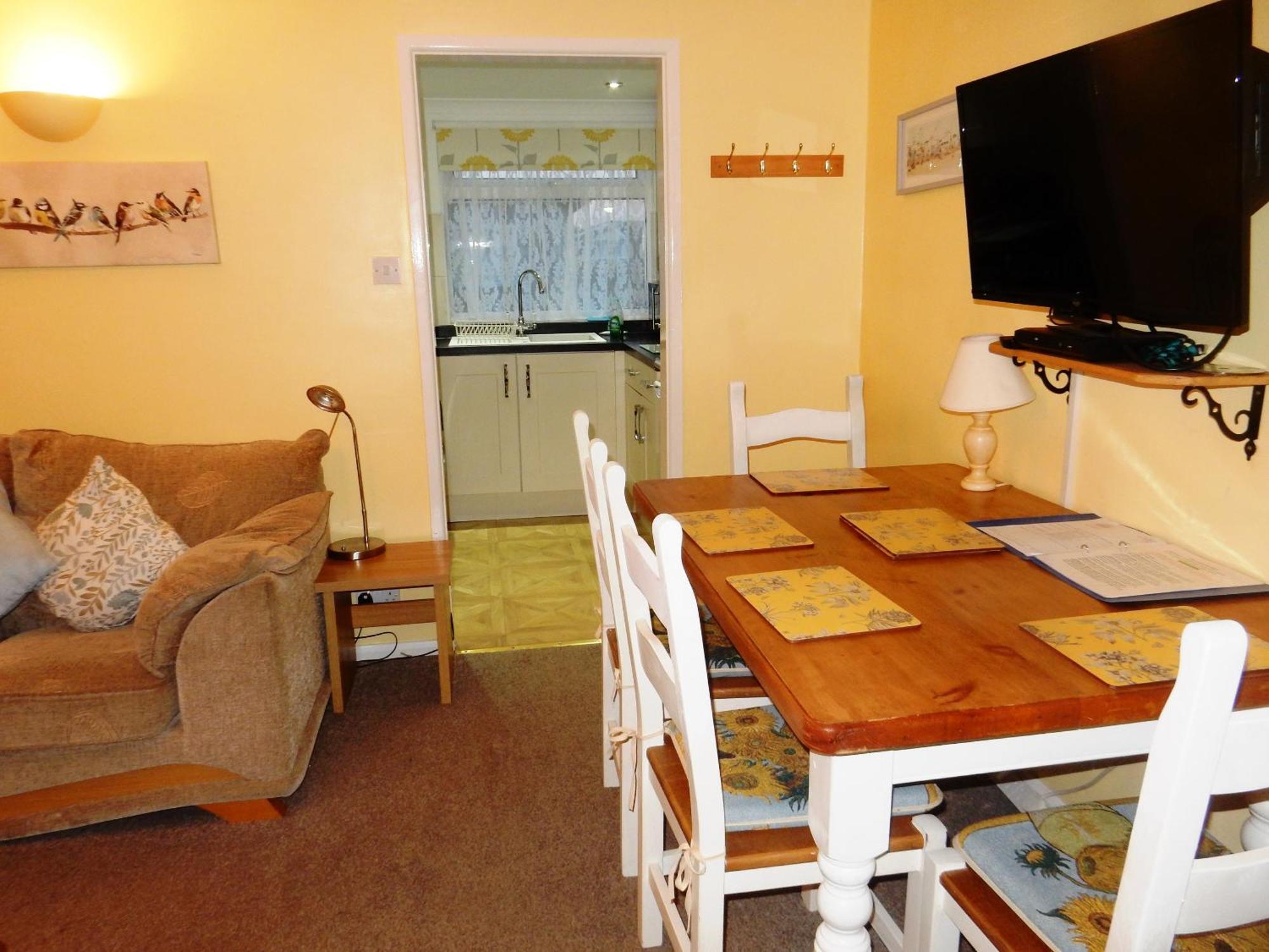 Sheena'S Dartmouth Chalets Ngoại thất bức ảnh